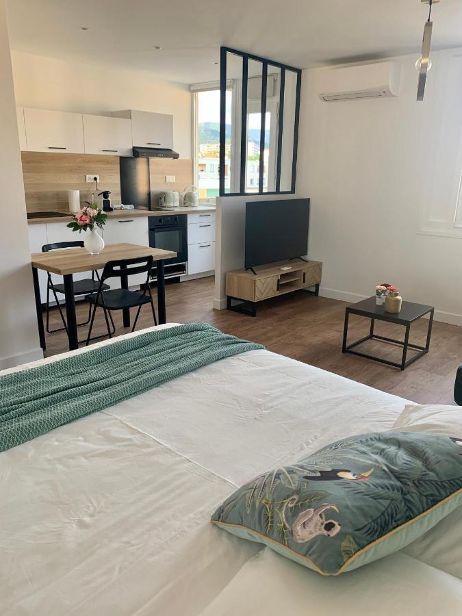 Jolie Spacieux Apartamento *